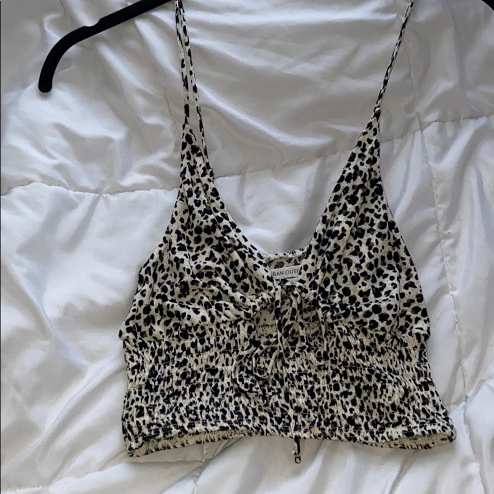 Cheetah print cropped tank top